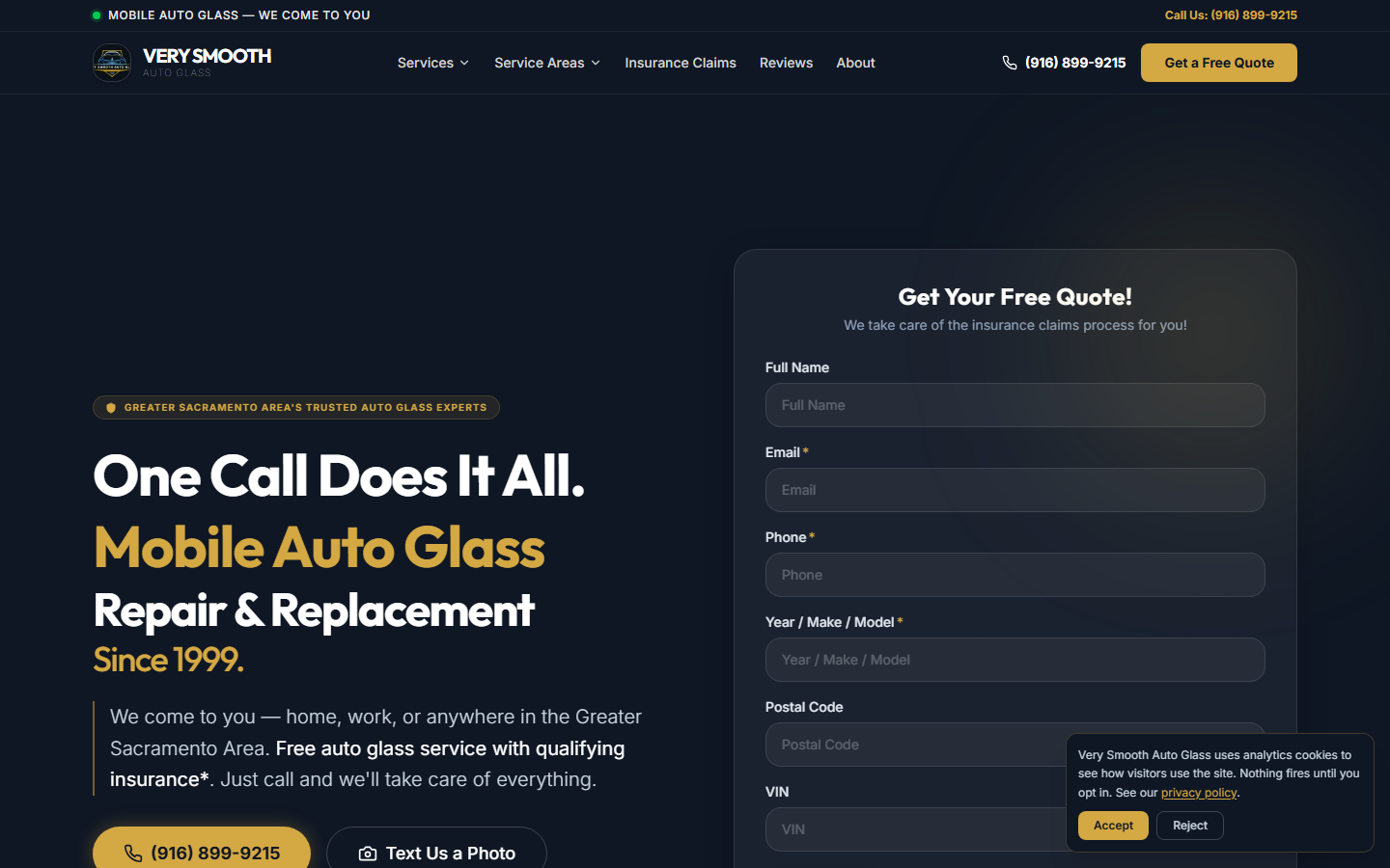 Very Smooth Auto Glass homepage showing its mobile windshield repair and replacement services