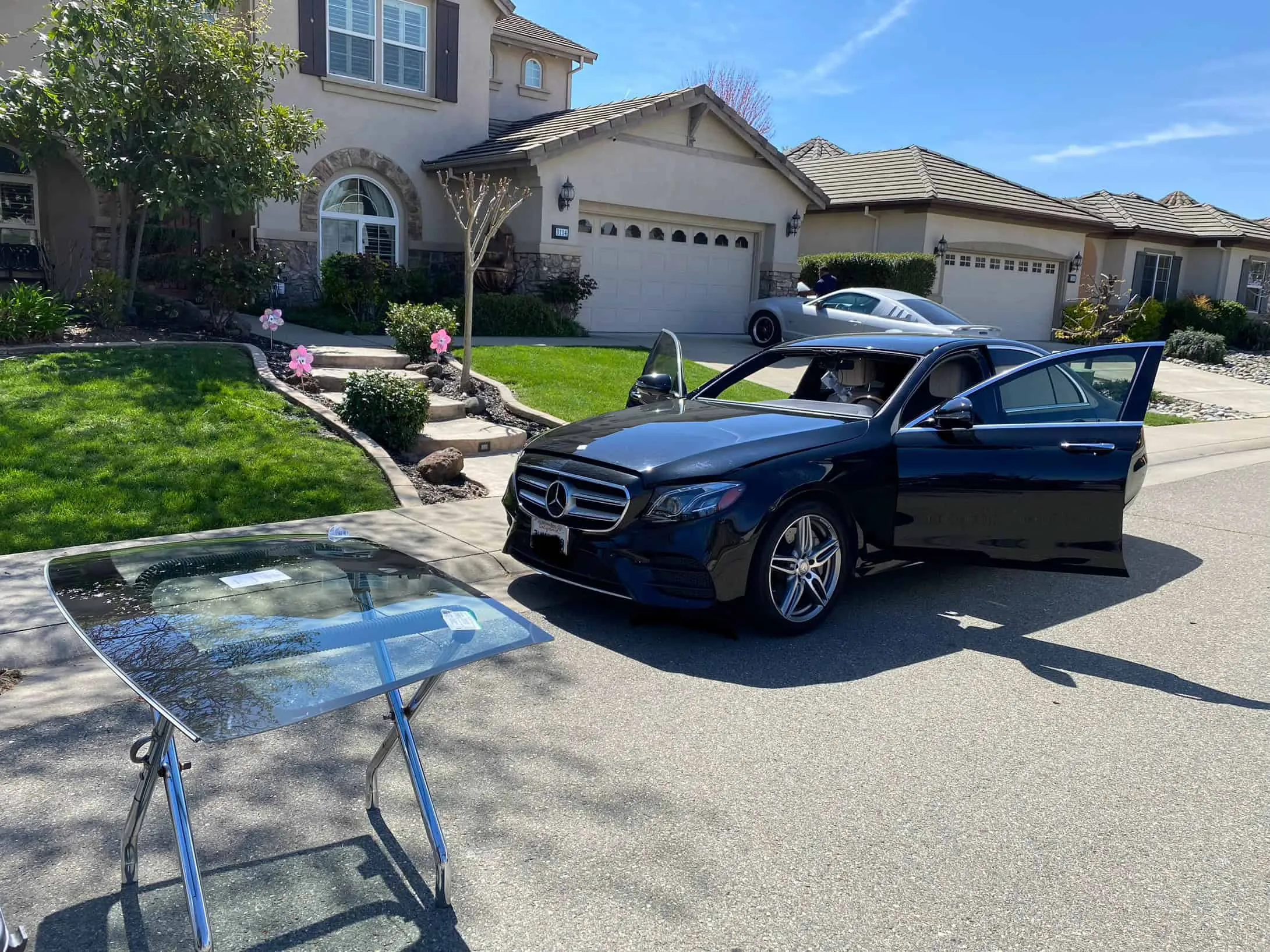Mercedes-Benz windshield replacement on stand in a Granite Bay, CA neighborhood