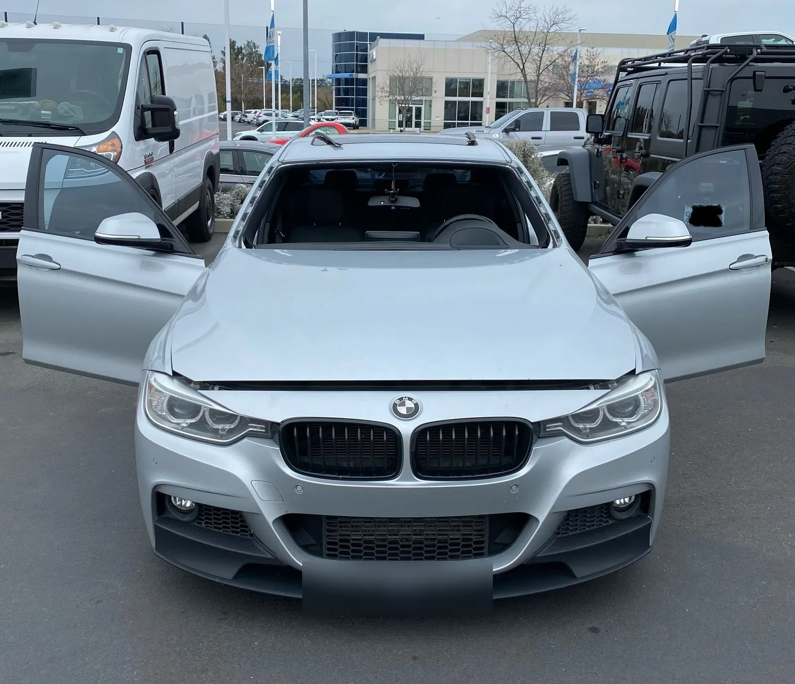 BMW windshield replacement by Very Smooth Auto Glass